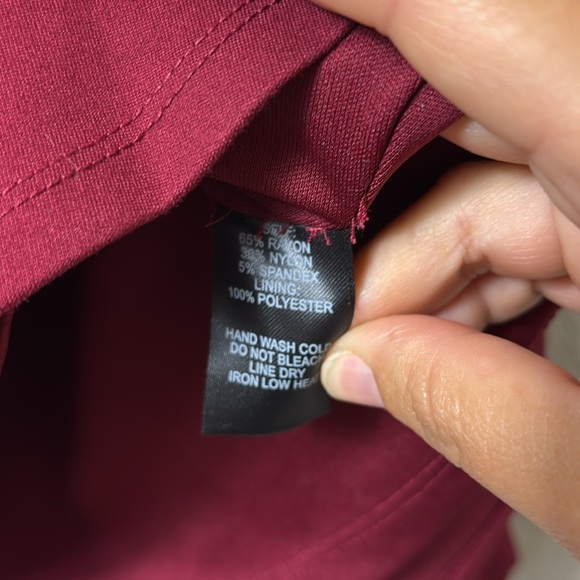 NWT Lulus Hello World Dress in Burgundy size small - Picture 7 of 11